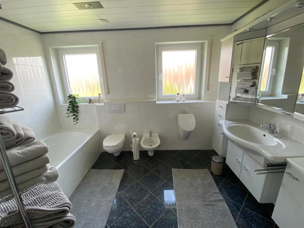 Tolle Ferienwohnung In Loeffelsterz Schonungen Екстериор снимка