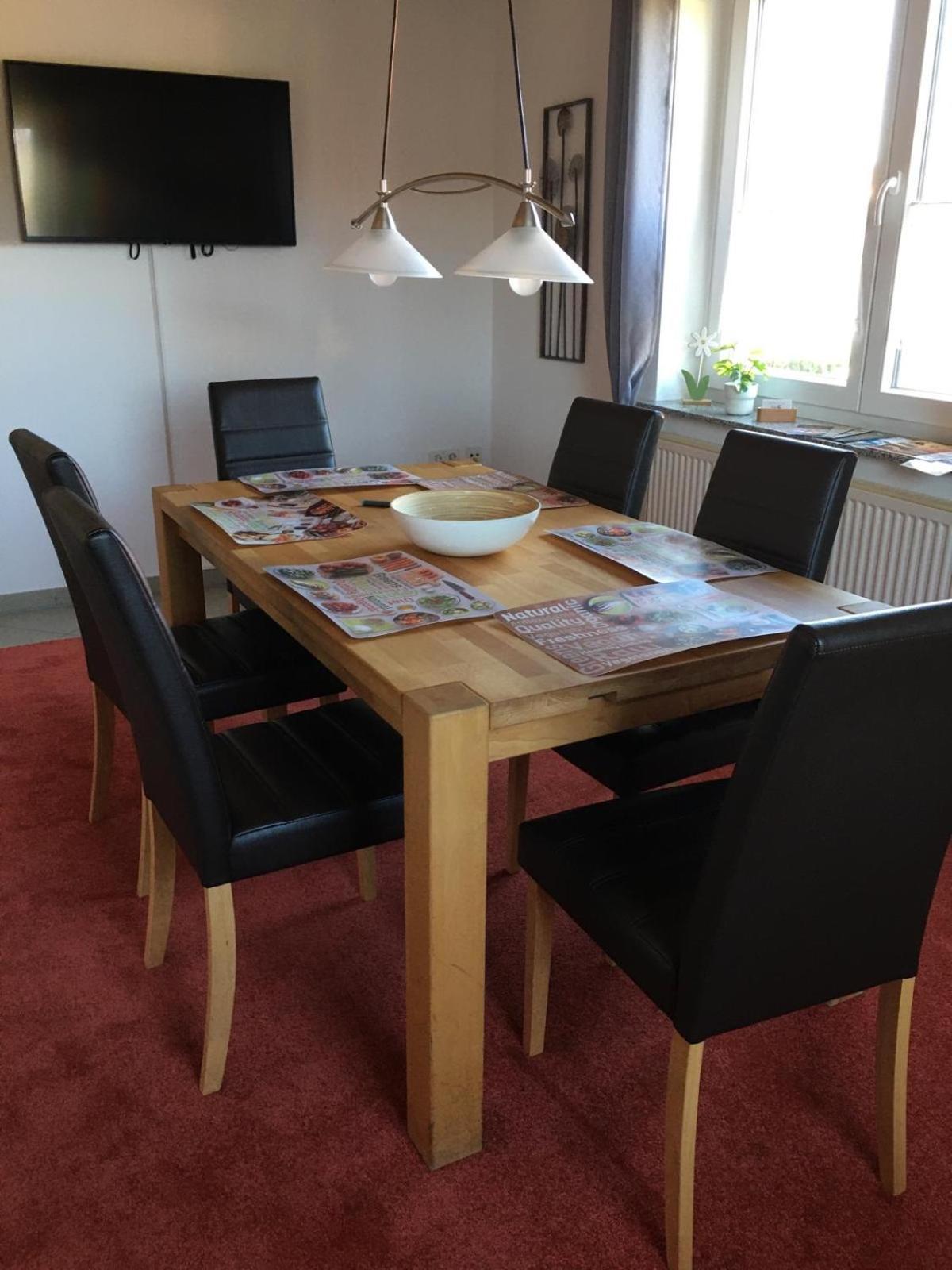 Tolle Ferienwohnung In Loeffelsterz Schonungen Екстериор снимка